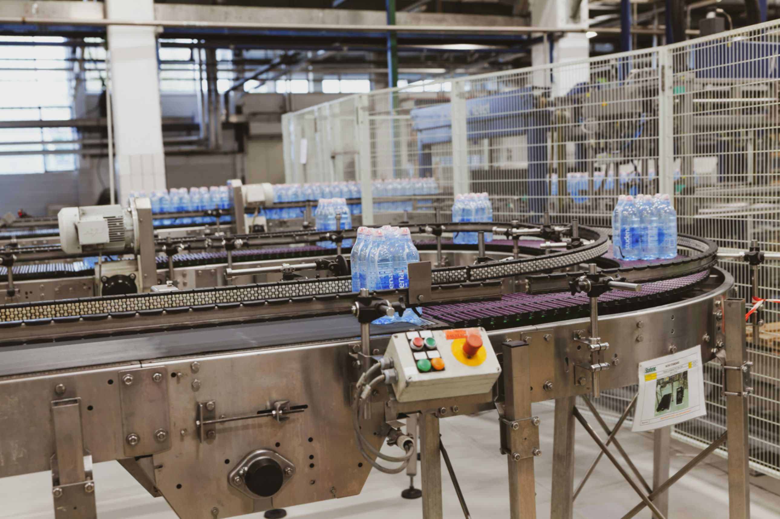 Consultant Lean en analyse terrain dans un environnement industriel